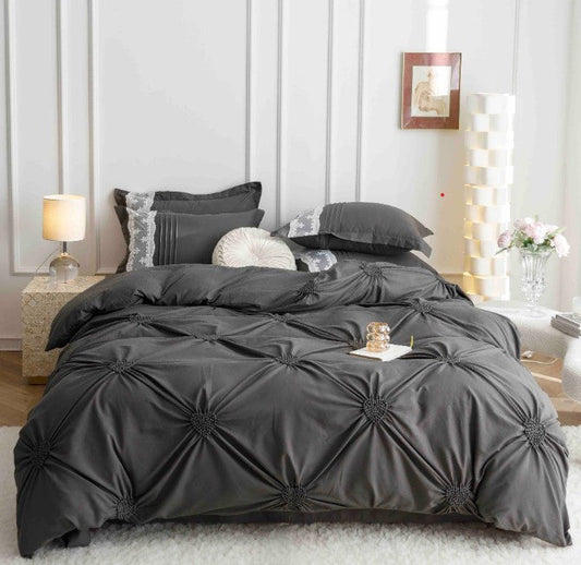 Κλινοσκεπάσματα Finet 6 τεμαχίων με κεντημένες καρδιές, J03